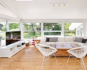 Luxury Retreat With Pool - By Traum Ferienwohnungen - Fjerritslev - Obývací pokoj