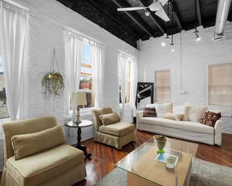Historic Germantown 1br Loft - Filadélfia - Sala de estar