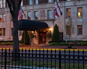 Hotel Lombardy - Washington - Toà nhà