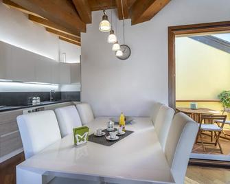 New Deal - Apt With Terrace & Jacuzzi - Palmanova - Dining room
