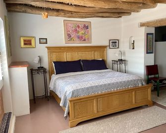 Casita Azul, Mesilla Plaza Only Steps Away - Mesilla - Bedroom