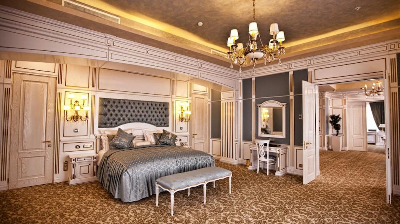 Multi Grand Pharaon Hotel