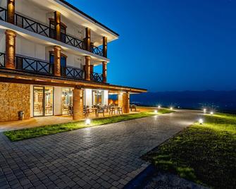 Hotel Qvevrebi - Telavi - Edificio