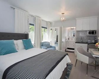 Beautiful renovated studio close to the ocean. - Los Angeles - Bedroom