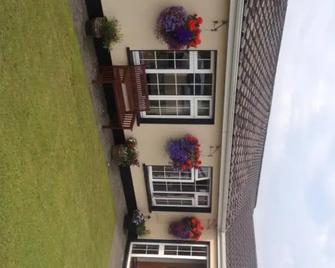 Atlantic House - Lisdoonvarna - Building