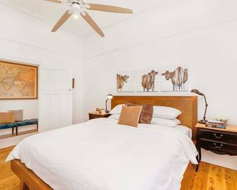 'The Devonshire'luxury cottage in central Scone - Scone - Bedroom