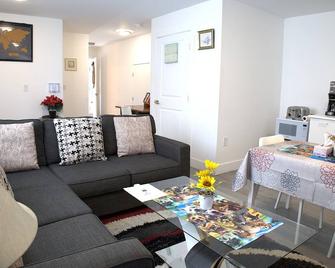 Christon Exotic Suite - A Homey Suite - Halifax