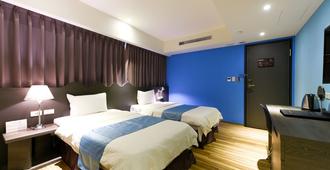 Blue Coast Hotel - Kaohsiung City - Bedroom