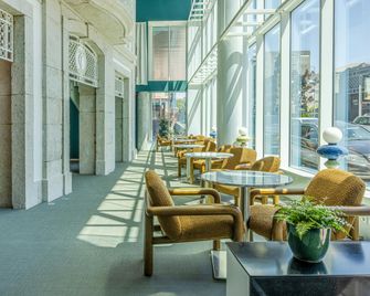 Cenica Porto Hotel, Curio Collection by Hilton - Oporto - Lobby