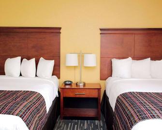 Alpharetta Inn - Alpharetta - Bedroom