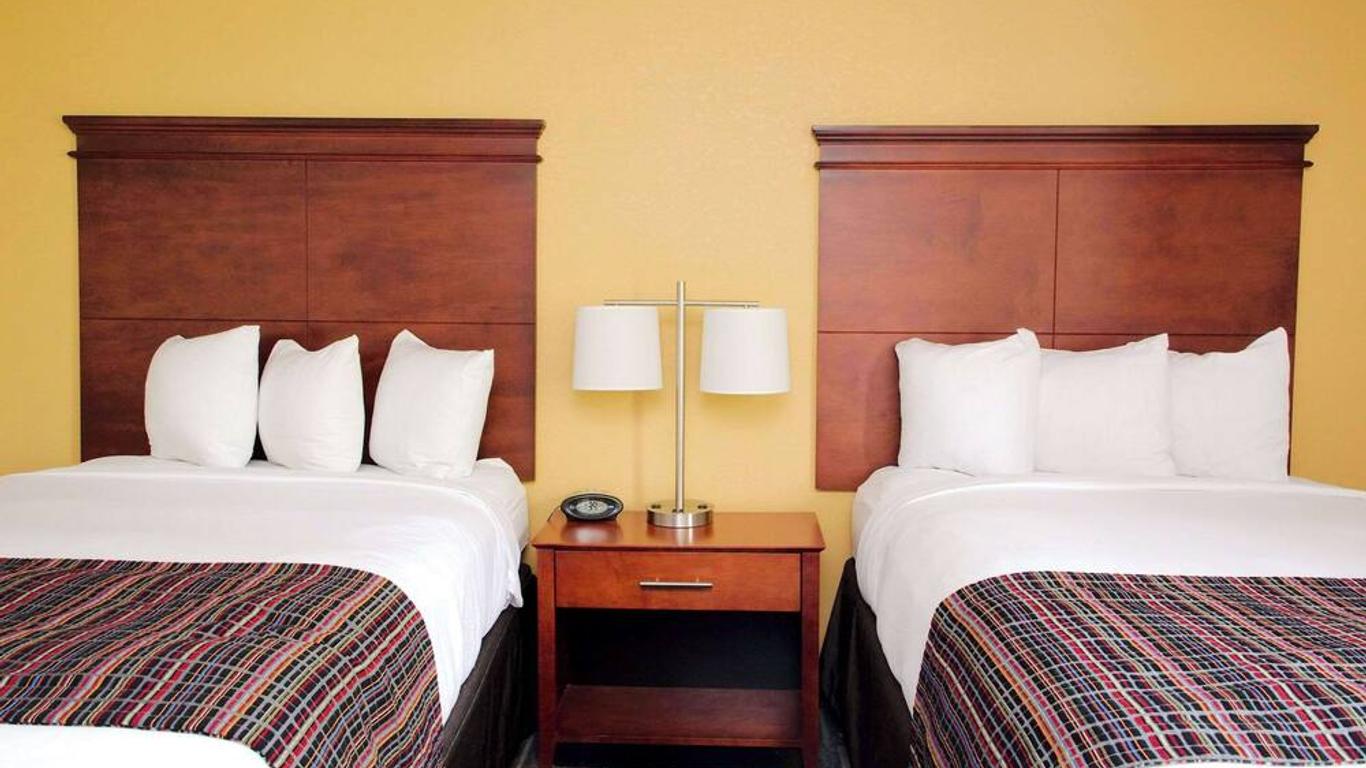 Spark by Hilton Alpharetta Roswell