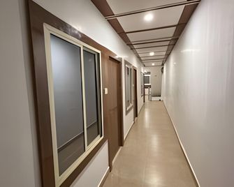 Hotel Star - Shivpuri - Hallway