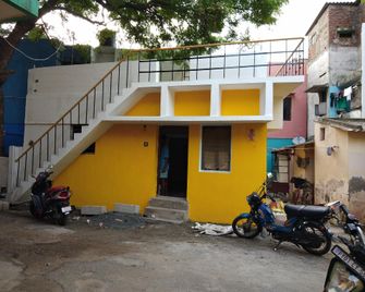 Nks Homestay - Pondicherry - Building