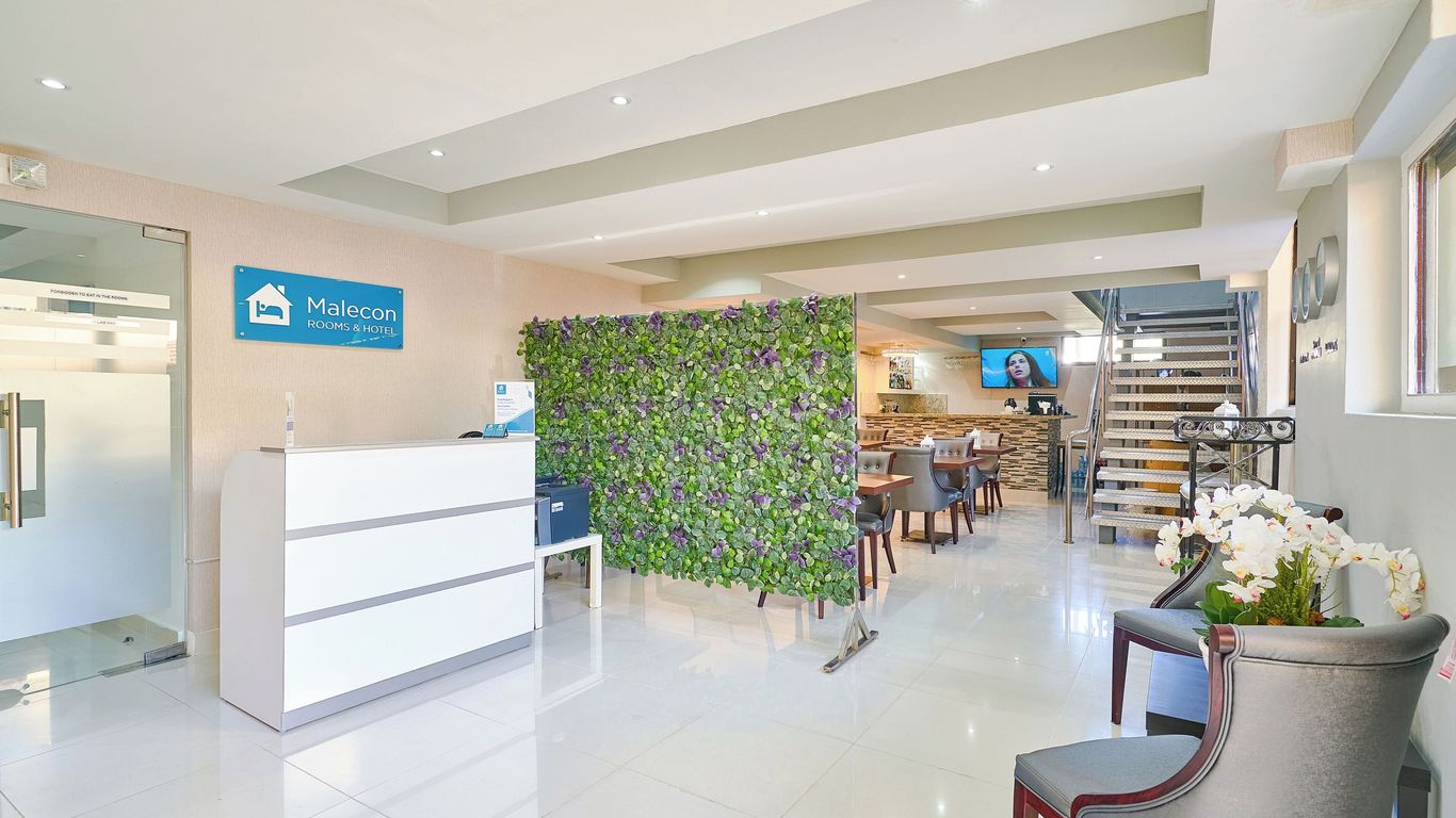 Malecon Rooms & Hotel