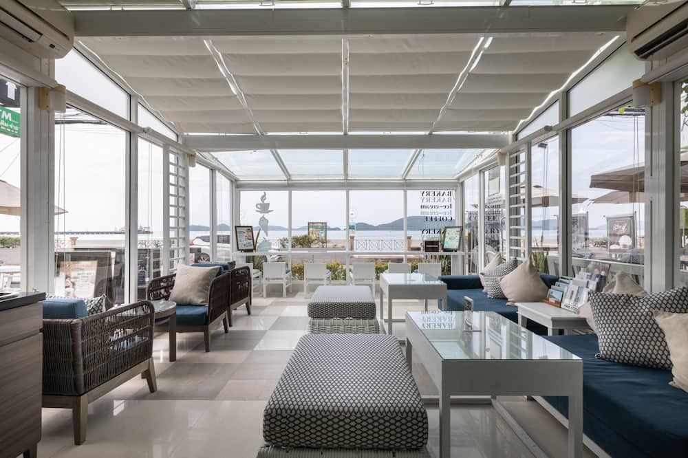 كانتاري باي هوتل، فوكيت