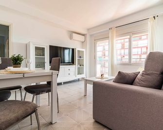 Tres dormitorios ,vistas al mar , junto a la playa - Punta Umbría - Sala de estar