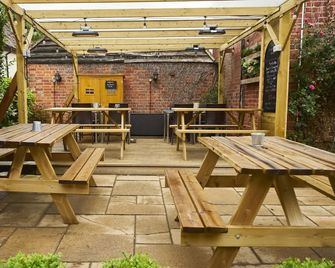 The Coachmakers Arms - Wallingford - Innenhof