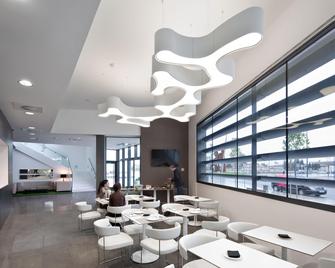 Sercotel Hola Tafalla - Tafalla - Bar