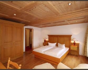 Parkhotel Waldlust - Hausern - Bedroom