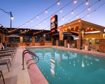 Aiden by Best Western St. George - סנט ג'ורג' - בריכה
