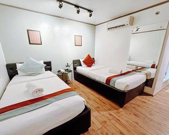 Casa Luciana Hotel - Butuan - Bedroom