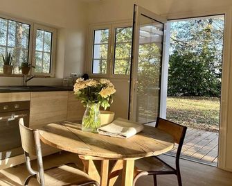 The little house on the edge of the woods - Frayssinet-le-Gélat - Salle à manger