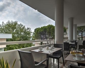 Hotel Terme Belsoggiorno - Abano Terme - Balkon