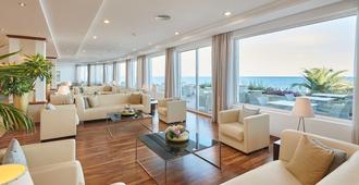 Grupotel Aguait Resort & Spa - Adults Only - Cala Ratjada - Living room