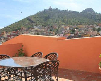 هوتل كاسا سانتا لوسيا - زاكاتيكاس - شرفة