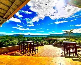 Vista Condor Lodge - Puerto Viejo - Balcón