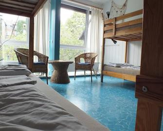 Max Hostel - Bonn - Bedroom