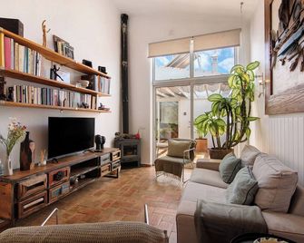 Casa Do Limoeiro - Nora - Living room