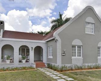 Cozy Historic Relaxinn Close To Fl Everglades - Homestead - Building