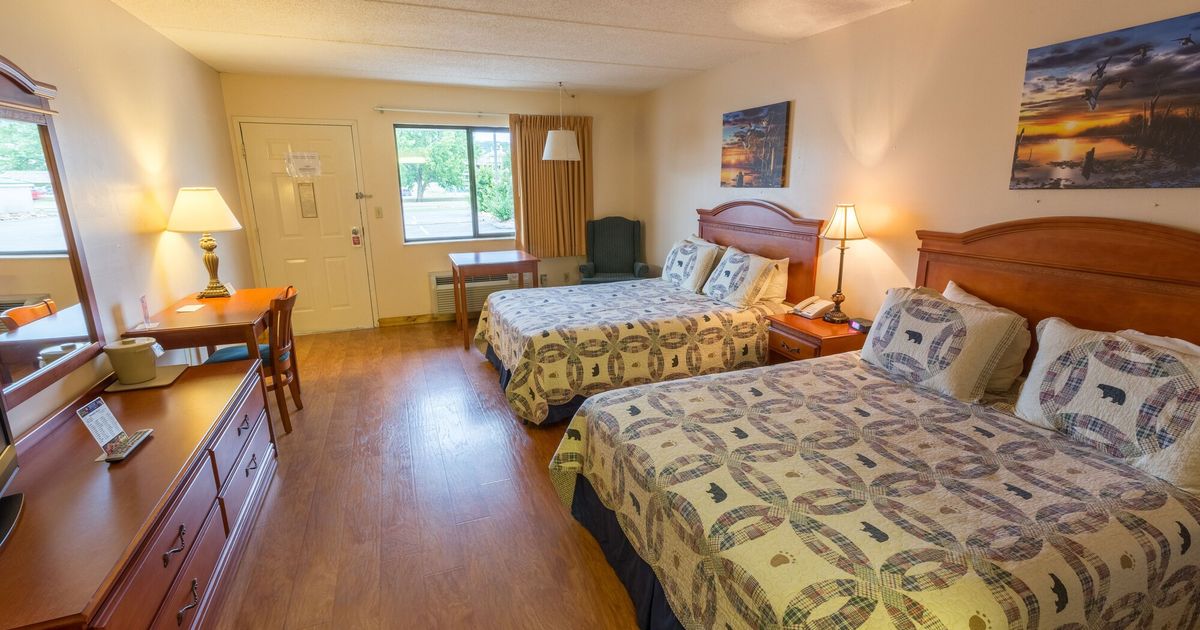 Mountain Breeze Motel from Pigeon Forge Hotel Deals
