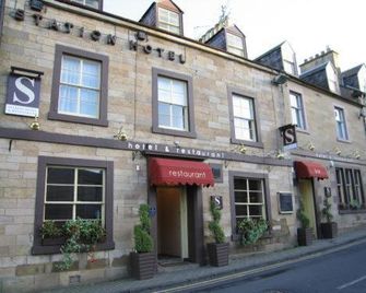 Station Hotel And Restaurant - Melrose - Building