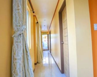 ichehan lodge - Basco - Hallway