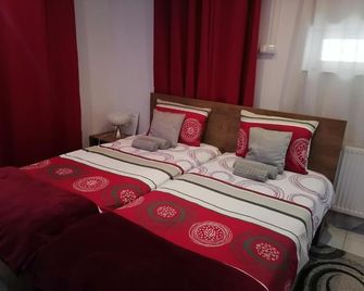 Studio 6 - Târgu Mureş - Bedroom