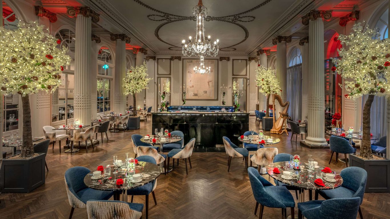 ذا والدورف هيلتون