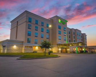 Holiday Inn & Suites Houston Nw - Willowbrook By IHG - Houston - Building