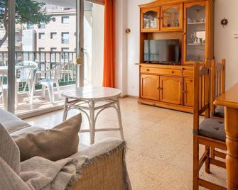 Apartment Torredembarra, 2 bedrooms, 4 persons - Torredembarra - Salon