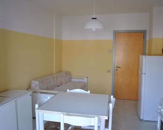Residence Nettuno - Campomarino - Dining room