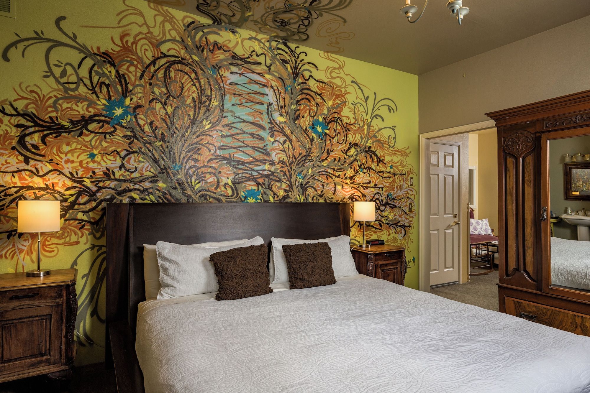 Bedroom view of Queen Anne Bed And Breakfast