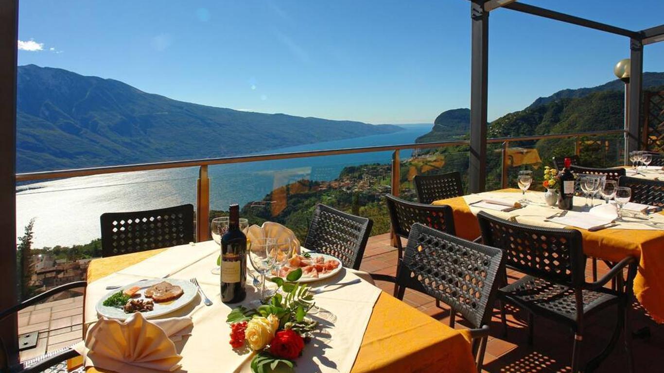 Hotel Pineta Campi