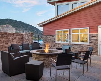 Residence Inn by Marriott Glenwood Springs - Glenwood Springs - Pátio