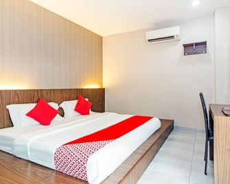 Hotel O 340 Comfort Hotel - Klang - Κρεβατοκάμαρα