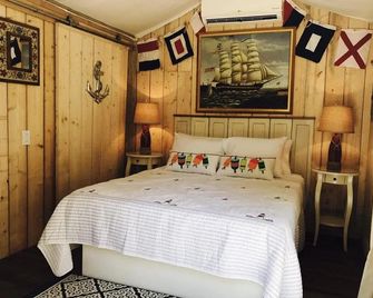 The Clarendon House - Provincetown