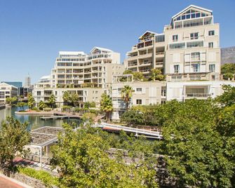 Waterfront Village - Cape Town - Outdoors view