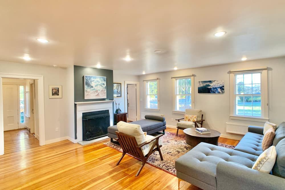 Living room view of Historic Shoreline Home minutes to Stonington Village and Mystic!