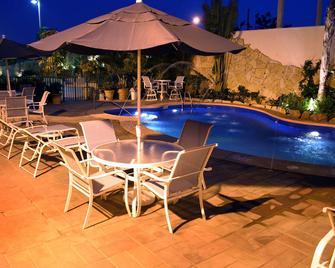 Hampton Inn by Hilton Tampico Aeropuerto - Tampico - Pool