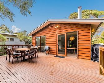 Florida Trees - Inverloch - Patio